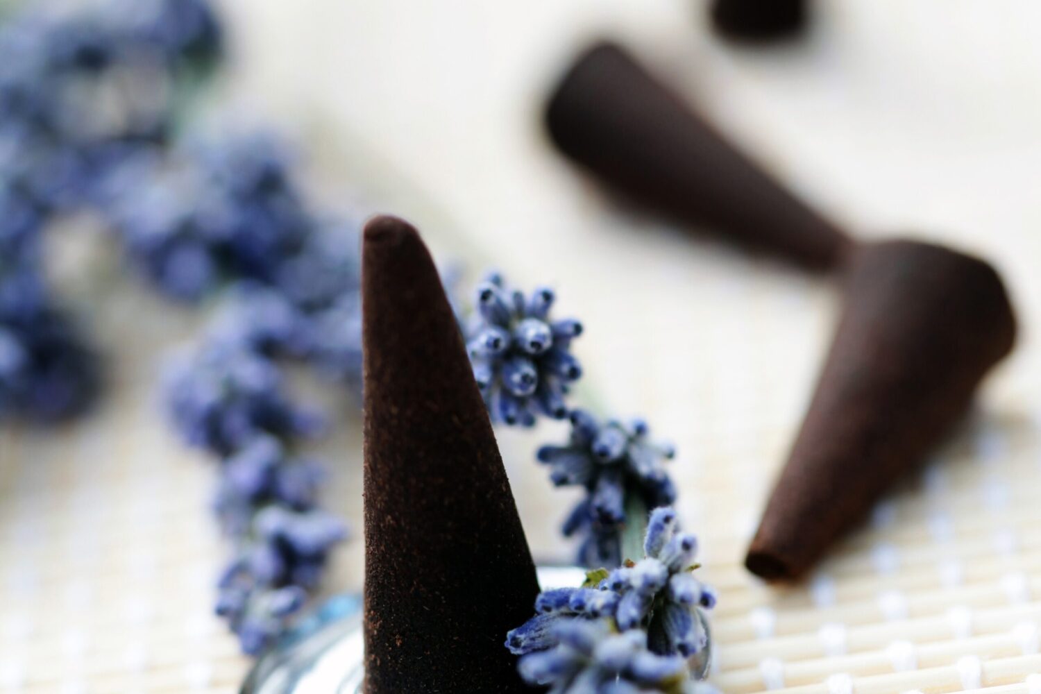 Charcoal Cones unscented COLORED 2" BACKFLOW Incense Cones Unscented Joss Powder Wholesale Bulk For Incense Waterfall Burner Holder Fragrance Oils Charcoal Cones